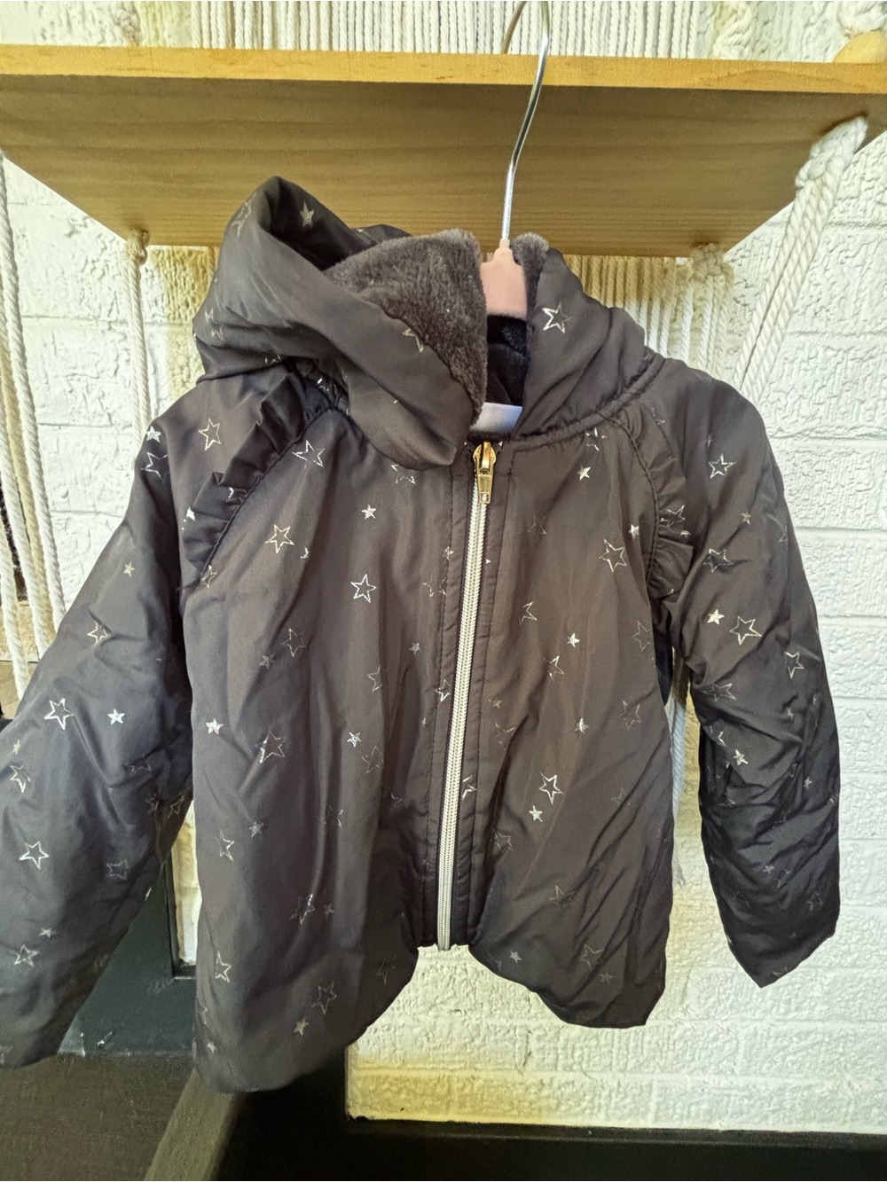Penelope Mack Black Star-Print Hooded Puffer Jacket